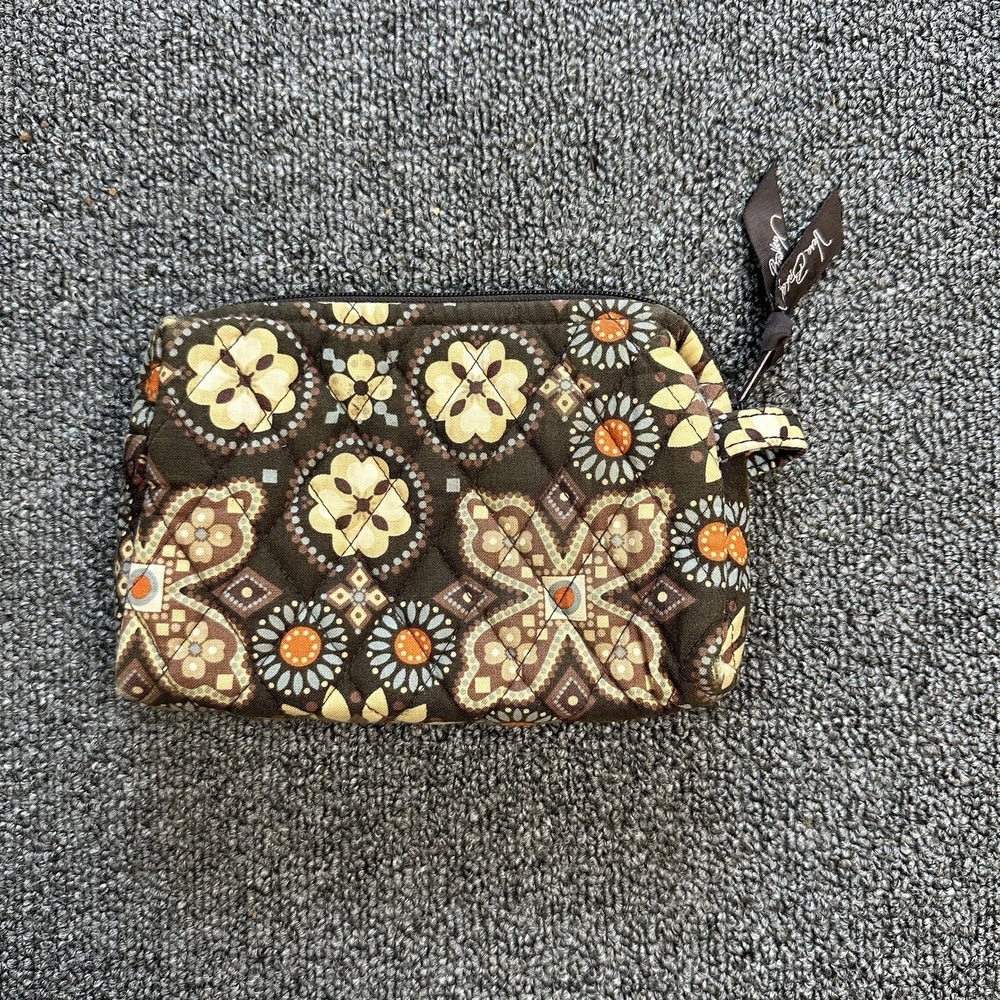 Vera Bradley Wristlet Pouch Wallet ID Card Storage Floral Design Zip Bag Lined